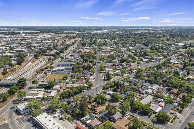 101 Maple Street, Modesto, CA 95351