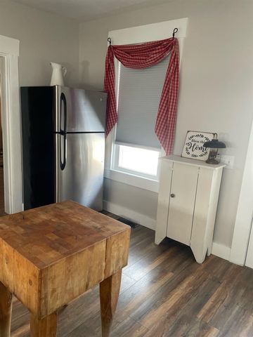 12 Orchard Street, Rochester, NH 03036