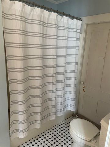 12 Orchard Street, Rochester, NH 03036