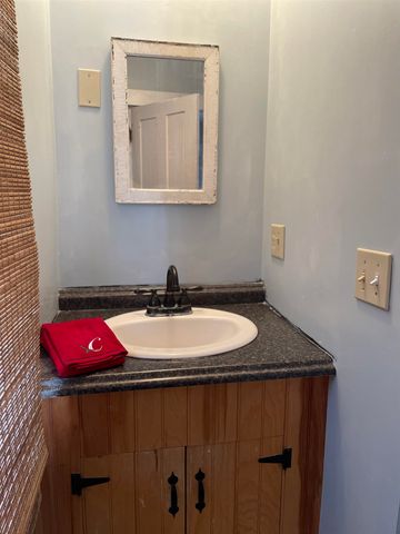 12 Orchard Street, Rochester, NH 03036