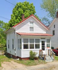 12 Orchard Street, Rochester, NH 03036