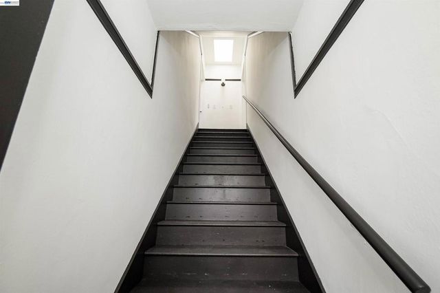 216 Oakland Ave, Oakland, CA 94611