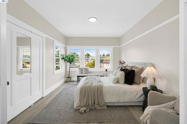 216 Oakland Ave, Oakland, CA 94611