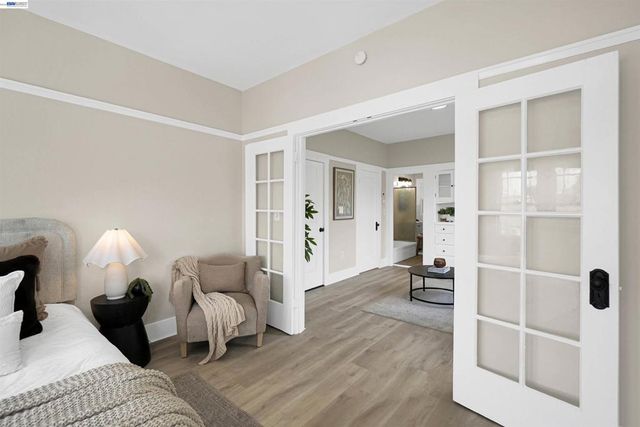 216 Oakland Ave, Oakland, CA 94611