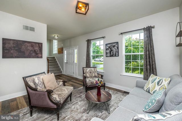 222 S COWAN RD, Parkesburg, PA 19365