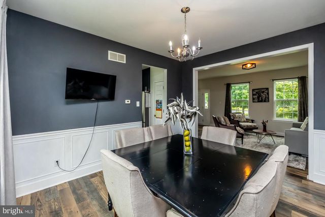 222 S COWAN RD, Parkesburg, PA 19365