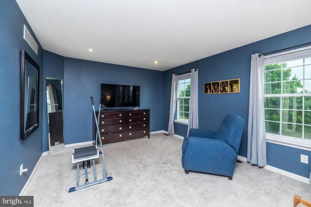222 S COWAN RD, Parkesburg, PA 19365