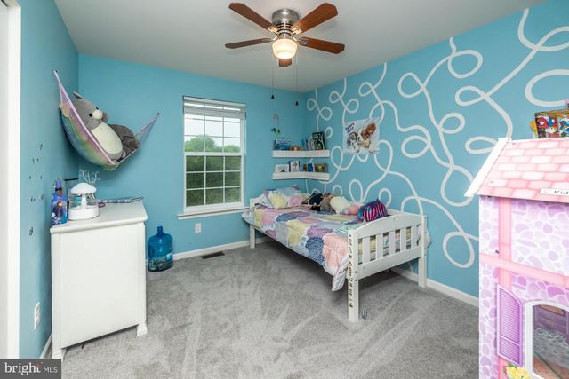 222 S COWAN RD, Parkesburg, PA 19365
