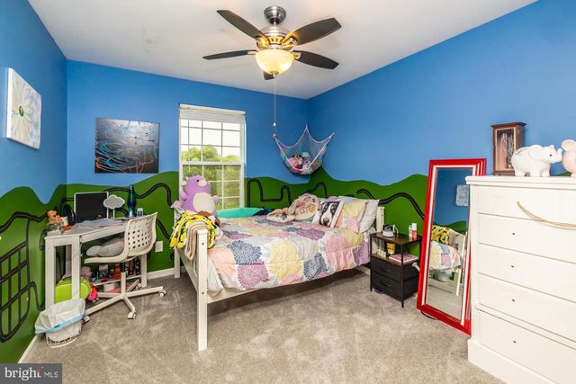 222 S COWAN RD, Parkesburg, PA 19365