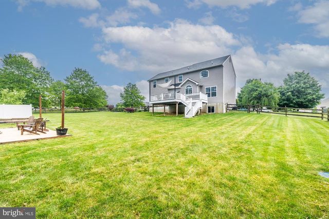 222 S COWAN RD, Parkesburg, PA 19365