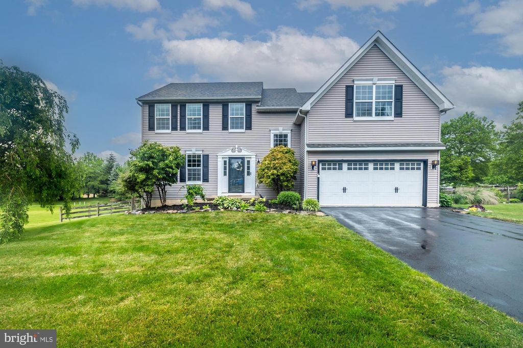 222 S COWAN RD, Parkesburg, PA 19365