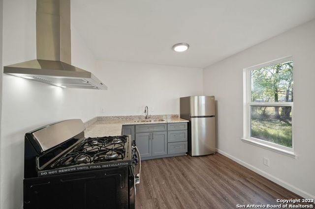 3222 PINE HOLLOW ST, San Antonio, TX 78211