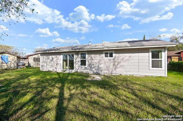 3222 PINE HOLLOW ST, San Antonio, TX 78211