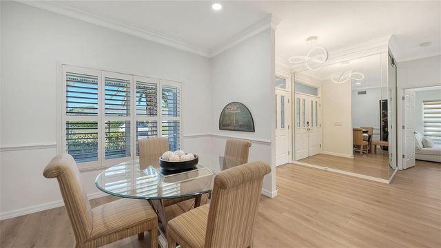6988 COUNTRY LAKES CIRCLE, Sarasota, FL 34243