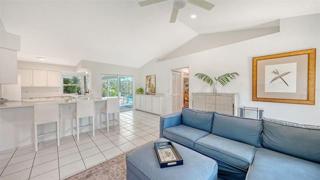 6988 COUNTRY LAKES CIRCLE, Sarasota, FL 34243