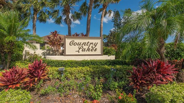 6988 COUNTRY LAKES CIRCLE, Sarasota, FL 34243
