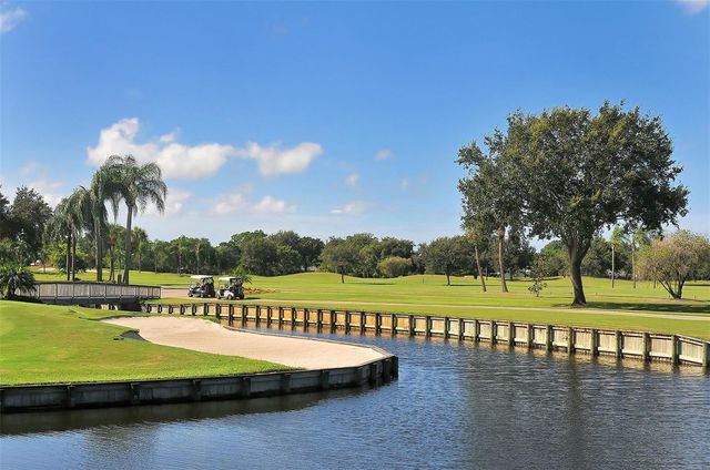 6988 COUNTRY LAKES CIRCLE, Sarasota, FL 34243