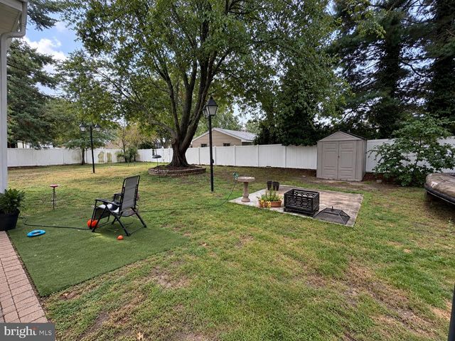 506 GREEN VALLEY RD, Turnersville, NJ 08012