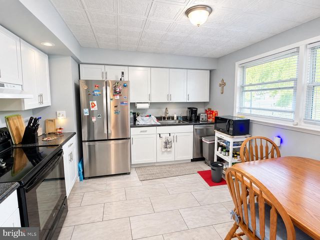 506 GREEN VALLEY RD, Turnersville, NJ 08012