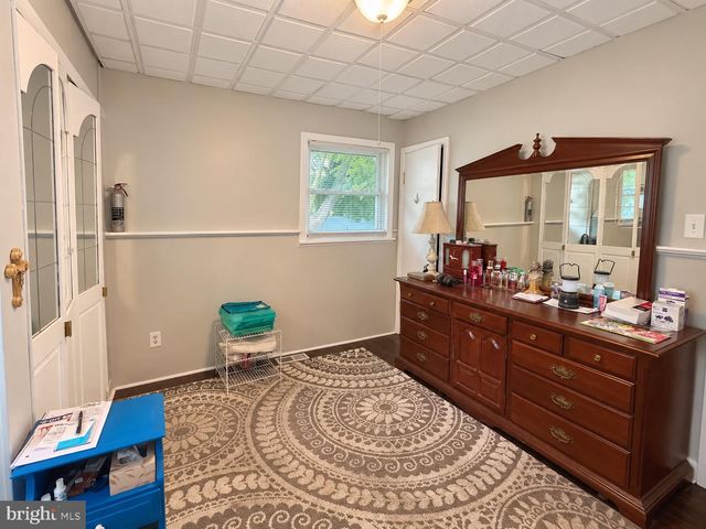 506 GREEN VALLEY RD, Turnersville, NJ 08012