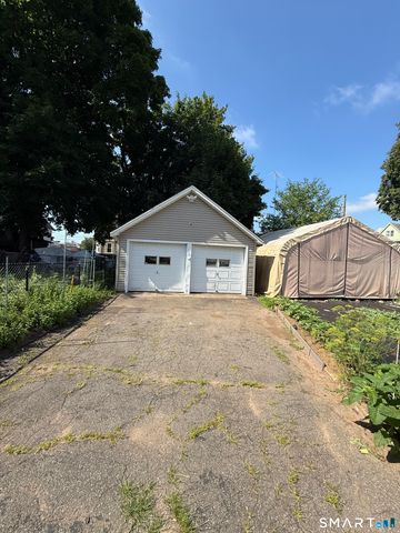 28 Concord Street, Hamden, CT 06514