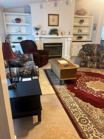 115 Geranium Cir, Midland City, AL 36350