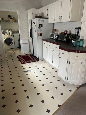 115 Geranium Cir, Midland City, AL 36350