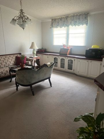 115 Geranium Cir, Midland City, AL 36350