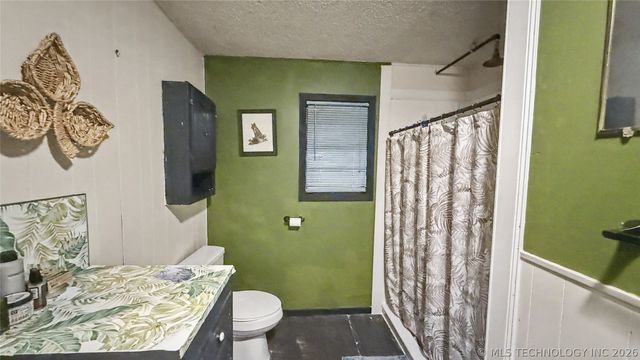 17371 N Bryant Road, Tahlequah, OK 74464