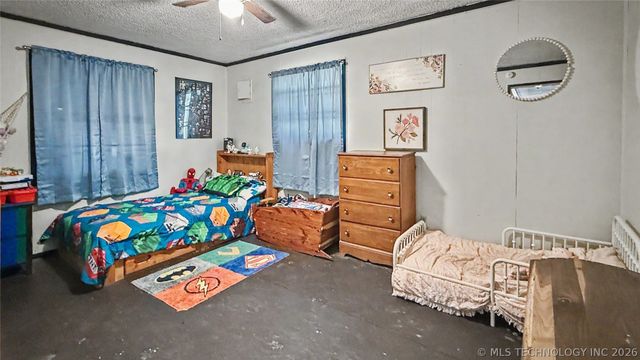 17371 N Bryant Road, Tahlequah, OK 74464