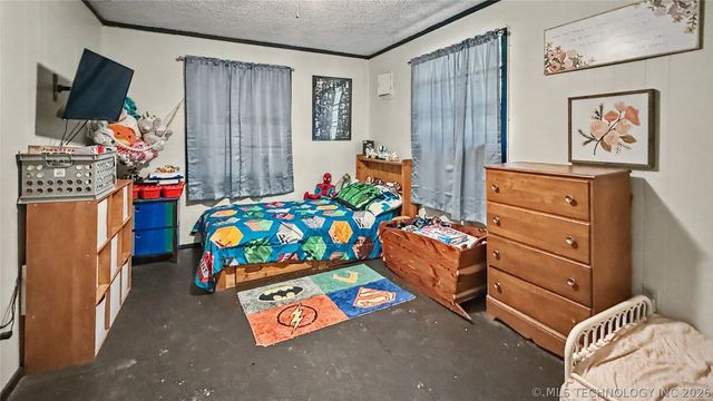 17371 N Bryant Road, Tahlequah, OK 74464