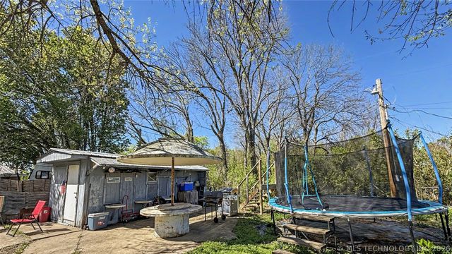 17371 N Bryant Road, Tahlequah, OK 74464