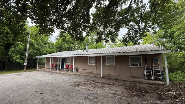 17371 N Bryant Road, Tahlequah, OK 74464