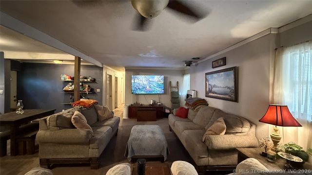 17371 N Bryant Road, Tahlequah, OK 74464