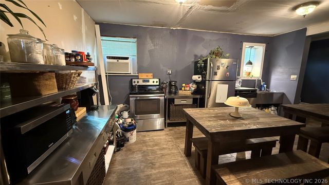 17371 N Bryant Road, Tahlequah, OK 74464