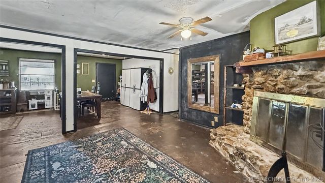 17371 N Bryant Road, Tahlequah, OK 74464