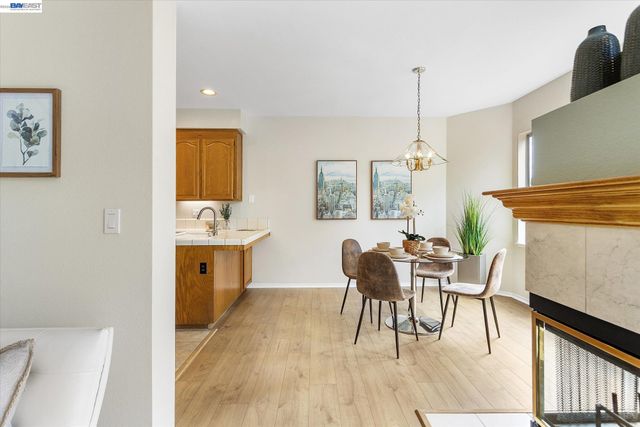 1273 Shell Circle, Clayton, CA 94517