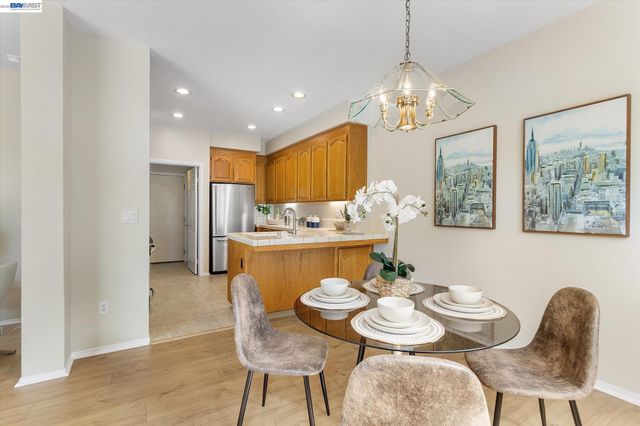 1273 Shell Circle, Clayton, CA 94517