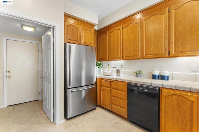 1273 Shell Circle, Clayton, CA 94517