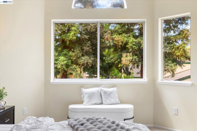 1273 Shell Circle, Clayton, CA 94517