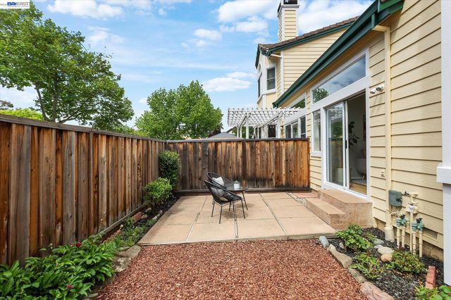1273 Shell Circle, Clayton, CA 94517
