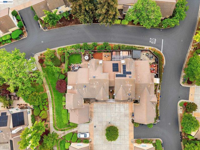1273 Shell Circle, Clayton, CA 94517