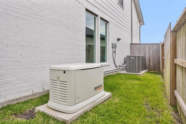 319 Samuels Link Lane, Montgomery, TX 77316