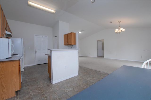 15235 SW 38TH STREET ROAD, Ocala, FL 34481