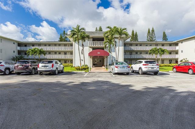 1000 Hillcrest Ct 214, Hollywood, FL 33021