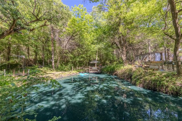 1422 County Road 1036, Greenville, TX 75401