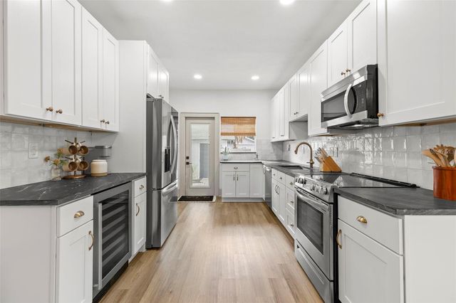 2444 1ST AVENUE S, St Petersburg, FL 33712