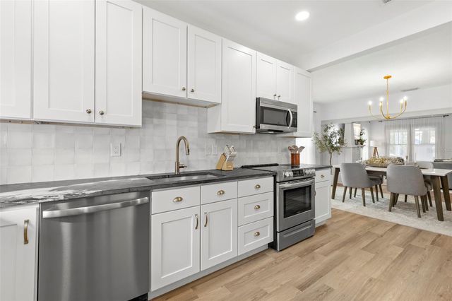 2444 1ST AVENUE S, St Petersburg, FL 33712