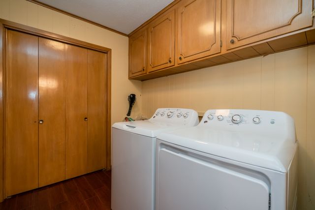 1413 S Main Street S, Lindale, TX 75771