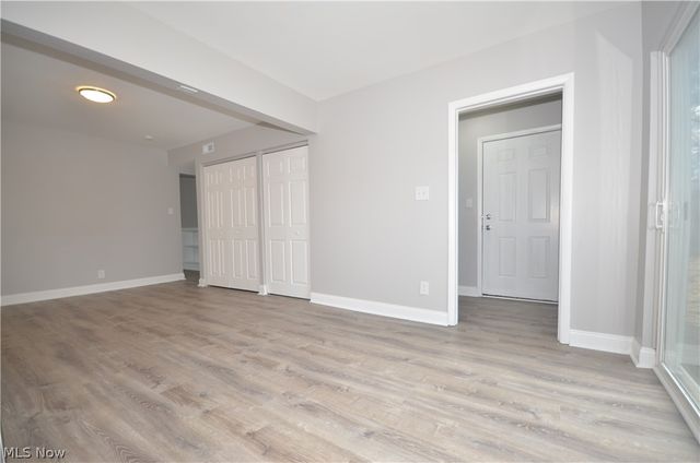 390 Morrison Avenue, Cuyahoga Falls, OH 44221